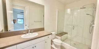 Gorgeous 4 bed 3 bath in the desired Portola Springs Gallery 8