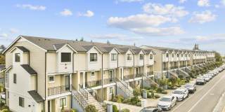 Allenmore Brownstones 2345 State Street - 202 Allenmore Brownstones 2345 State Street - 202 Gallery 1