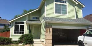 Great 3BR 2.5BA w/ Finished Basement! Excellent Location! Gallery 1