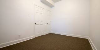 5901 S Michigan Ave Gallery 6