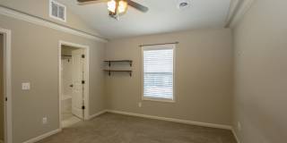 1900 Knob Creek Road Gallery 21