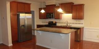 Room in 3 Bedroom Home in Cary Gallery 1