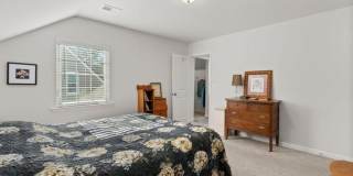 9821 English Elm Street Gallery 38