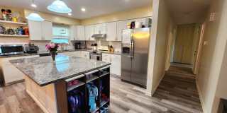 4 Bedroom Home with Large Family Room, Huge Fenced Yard, Workshop & Pool Gallery 11