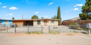 3977 LAS CASITAS Drive Gallery 1