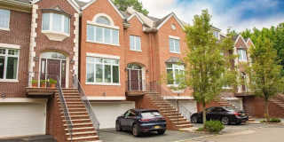 32 Candlewood Drive Gallery 1
