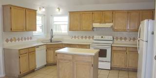 Charming 3-Bedroom Home in Jamesway Addition – Available Now! Gallery 9