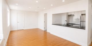 10 Franklin Boulevard Gallery 9