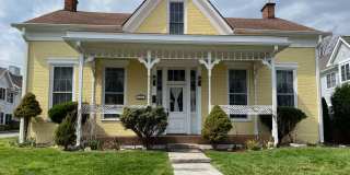 Premium location!  Downtown 3BR 2.5BA with 2 car garage Gallery 1