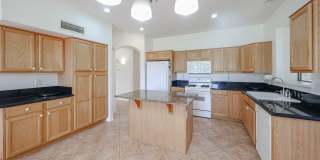 17859 W CLUB VISTA Drive Gallery 4