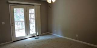 One Level Duplex with Garage Gallery 6