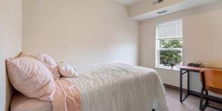 Cloud on Fifth Gallery 72