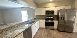 6011 Sansom Street Gallery 1