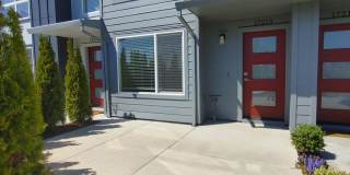 Stunning Newer Construction Home With 2 Master Suites Located in the Desirable Mountainside Heights Neighborhood Across from Mountainside High School Comes Either Furnished or Unfurnished. Gallery 3