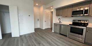 725 W Pratt Gallery 70