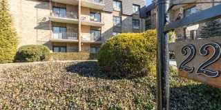 22 Riverside Dr Gallery 1