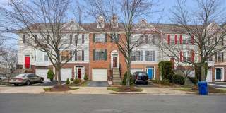 25404 Upper Clubhouse Dr Gallery 1