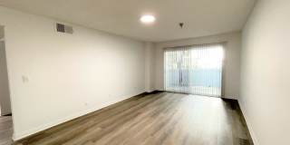 400-420 N. Oakland Ave. Gallery 19