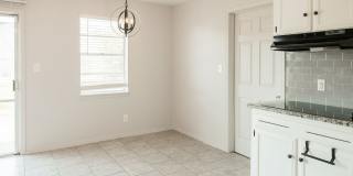 Beautiful home for lease near Hefner & Penn Gallery 23