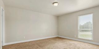 Spacious Centennial Condo Gallery 17