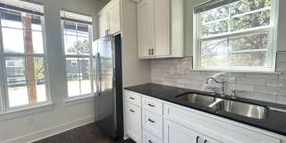 1960 West Stone StreetUnit #2 Gallery 4