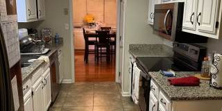 Beautiful 3/2 in Golf Course Community Gallery 8