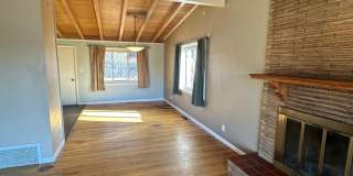 3 BEDROOM 1.5 BATHROOM SINGLE FAMILY HOME Gallery 5