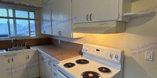 Cute 4-Bedroom Duplex w/Attached Garage in Seward Park Area in Seattle!! Gallery 4