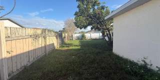 8839 GREENLEAF COURT Gallery 26