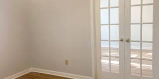 2 bed 1 bath town home. Lynn haven. Gallery 11