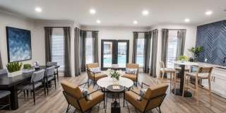 Avery Glen Luxury Apartments Gallery 1