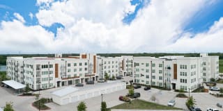 Marina Bend at Clear Creek Apartments Gallery 1