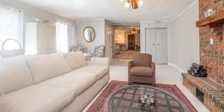 21322 Carole Street Gallery 1