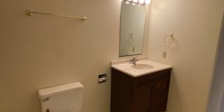 3 Bed/2.5 Bath Bloomington Townhouse Gallery 11