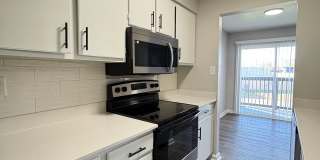Remington On Rockville Living Gallery 47