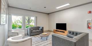 Martinez Hillside - 55+ Active Adults Apartment Homes Gallery 20