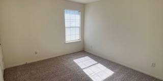 NorthPark / Taylor, TX / 4 bedrooms / Approx 2932 sq. ft. / Refrigerator / Washer & Dryer / New Carpet & Paint Gallery 15