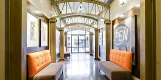 The Hudson Gallery 9