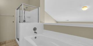 3 Bed Draper Townhome with Views Gallery 17