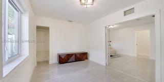 4712 SW 2nd Ter Gallery 7