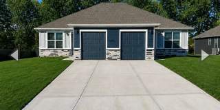 651-653 Fall Meadow Gallery 1
