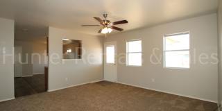 Spacious! Gallery 6