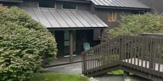 Short Term- 2 bedroom condo in Quechee- Fully Furnished Gallery 1