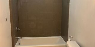 Savannah 1ST Floor of Duplex on Whitaker Street @ 34th-Near Forsyth Park Gallery 28