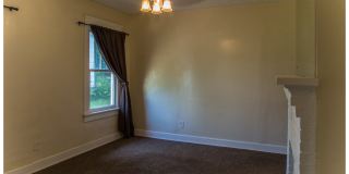 1115 State Street Gallery 28