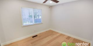 Beautiful 4 Bed / 3 Bath Bollinger Hills Home with Gorgeous Remodeled Kitchen! Gallery 19