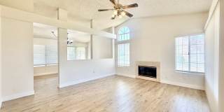 AVAILABLE NOW! 3 Bedroom 2 Bathroom Home in Golden Sun Estates! Gallery 1