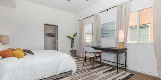 Brioso at the Bridges Gallery 31