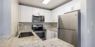 El Paseo Apartment Homes Gallery 19