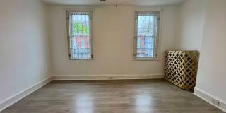 Stunning 3-Bedroom Townhome in Carroll Park! Available NOW! Gallery 15